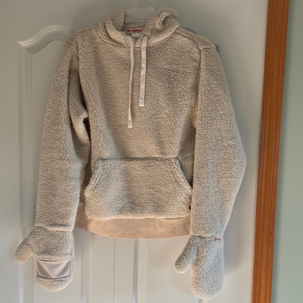 Feejays Cozy Sherpa Hoodie with Mittens